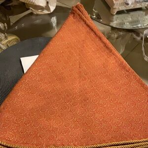 Christmas Tree Skirt - Brocade style fabric - EUC